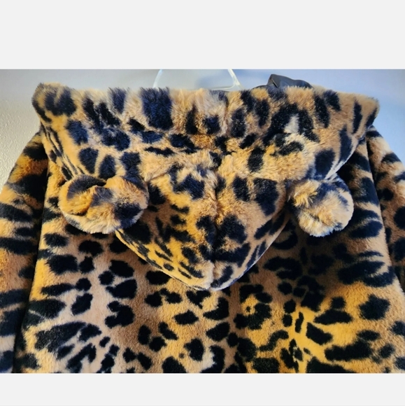 Wild Fable Women's Animal cheetah leopard Faux Fur Zip Hooded Jacket Size Large - Picture 10 of 13